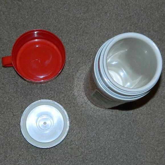 Vintage ALADDIN Picnic Set Red Plaid Thermos Lunch Box - Picture 4 of 14